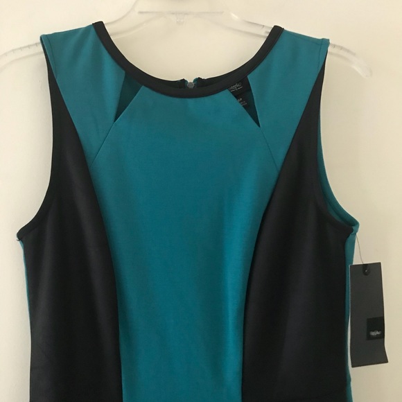 Dress - Picture 4 of 8